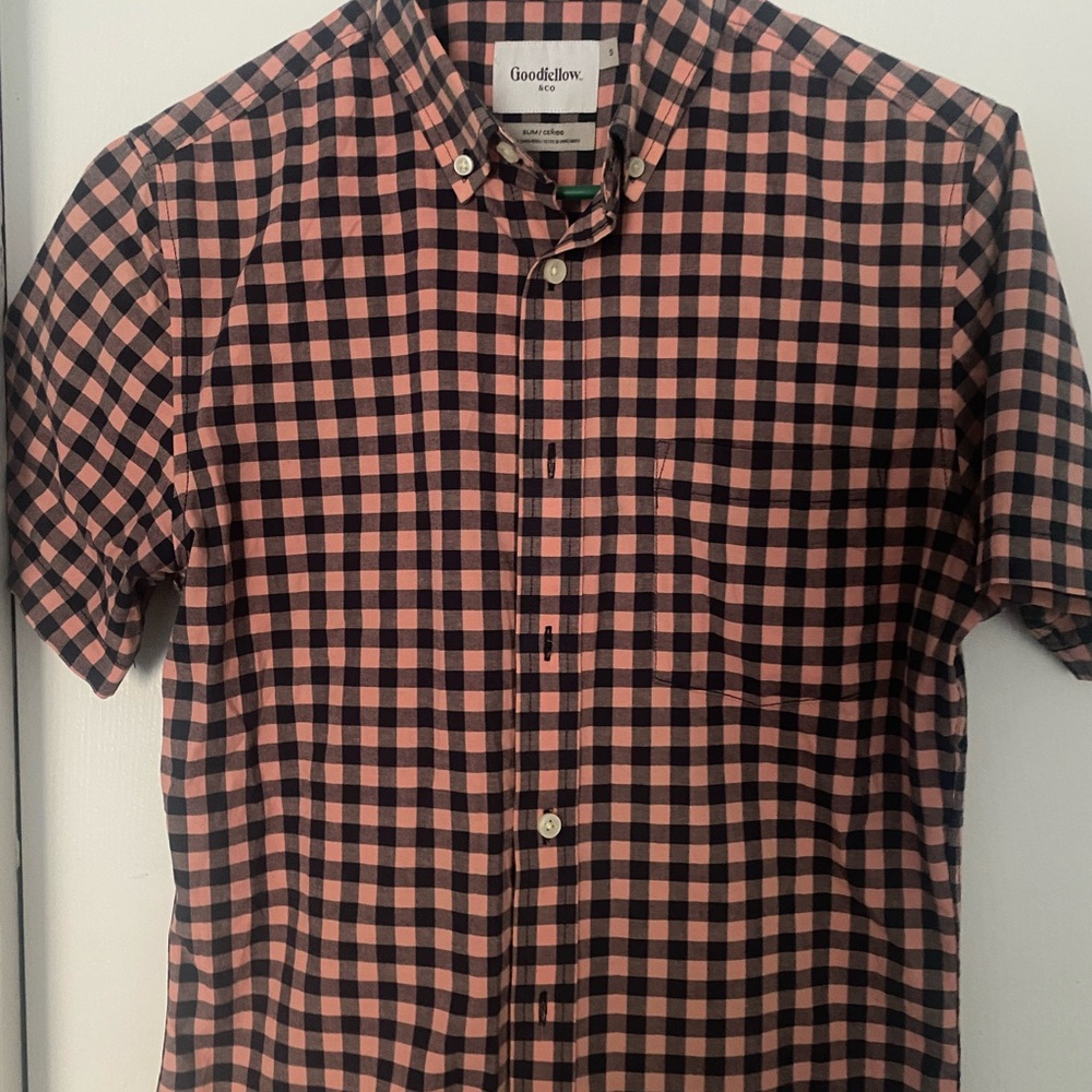 Goodfellow & Co Pink and Black Casual Button Down Shirt